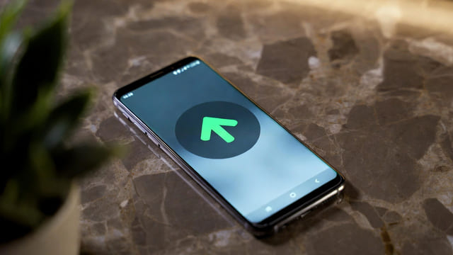 Trading signals subscription payment USDC instant payout Summon+