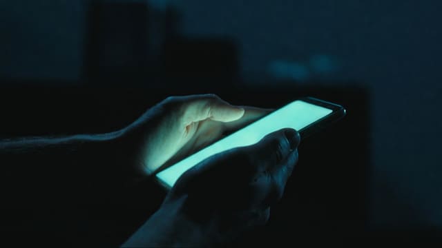 Building social proof to get more digital product sales without a large audience